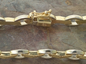 Item Photo 3