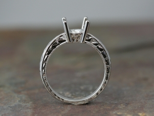 Item Photo 3